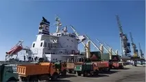 مشکلات حمل کالای اساسی در بنادر که منجر به اعتراض رانندگان شده است 