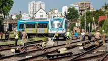 زخمی شدن ۱۹ نفر بر اثر خروج قطار از ریل در بوئنوس آیرس
