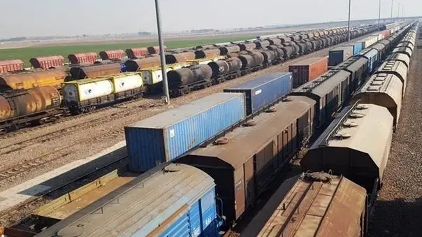 رشد بی‌ سابقه حمل‌ ونقل ریلی؛ حمل ۴۰ قطار کانتینری در مسیر ریلی چین ایران