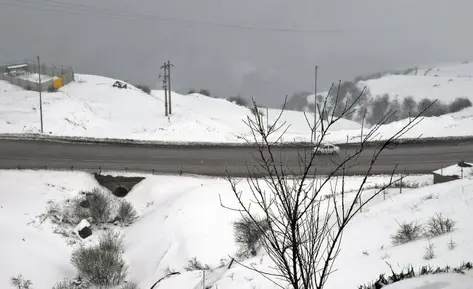 بارش برف در گردنه حیران