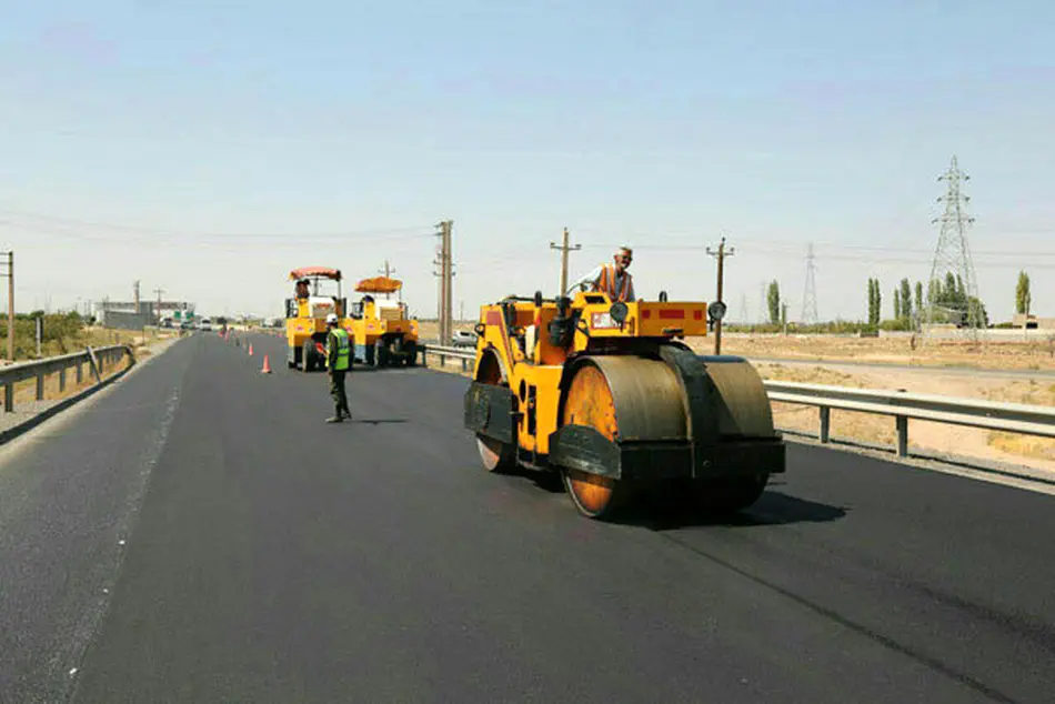 آغاز روکش آسفالت در هشت محور شهر کرمان