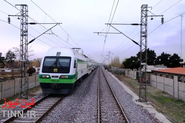  خارج شدن قطار از ریل در ایستگاه هشتگرد