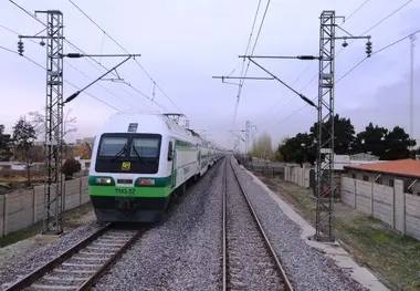 حدادی: مترو ۱۵ هزارمیلیاردی نباید با این کیفیت به مردم خدمت دهد
