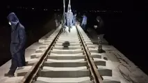 عبور نخستین قطار از مسیر بازسازی شده راه آهن به همراه نمایندگان مجلس