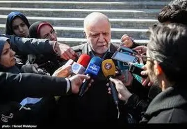 انتقاد تند زنگنه از پخش تصاویر ماهواره‌ای فروش نفت در برنامه تلویزیونی