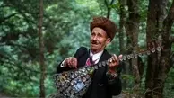 80-year-old musician entertains tourists in northwestern Iran