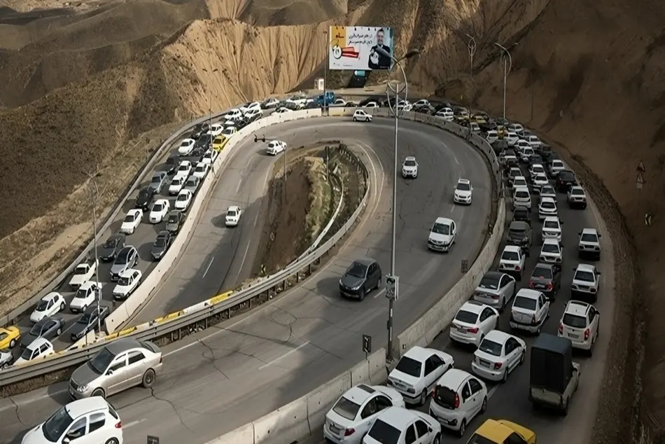 ترافیک سنگین در برخی مقاطع محورهای هراز و چالوس