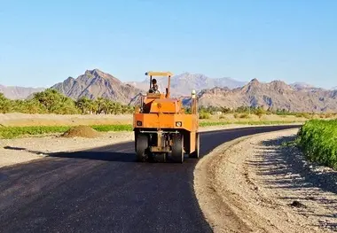 287خانوار روستاهای کلاته ترکها،گرمک و پشت بام در شهرستان جاجرم از راه روستایی مناسب بهره‌مند شدند