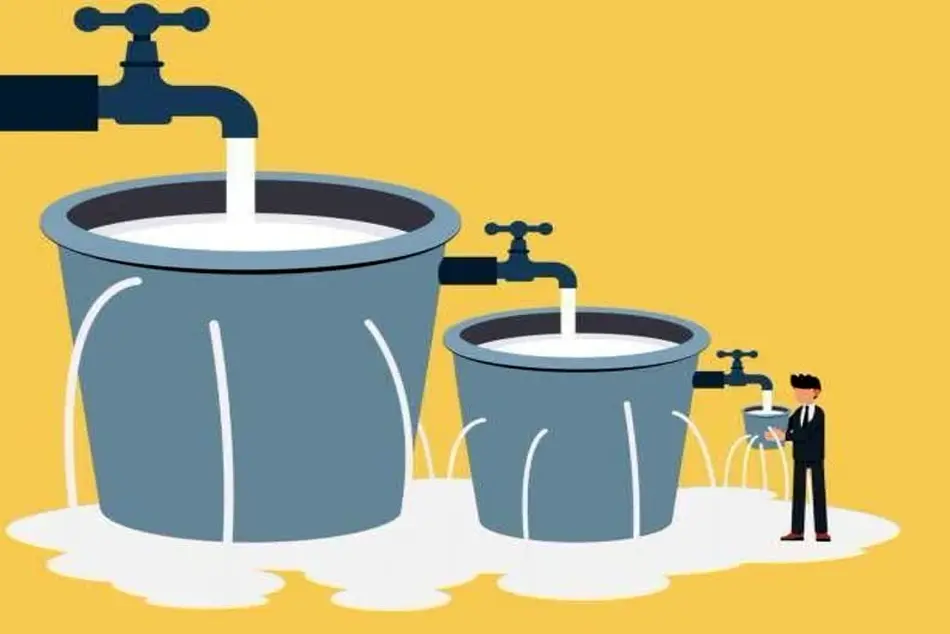 بهره‌ وری و تقدم آن بر سرمایه‌ گذاری (با آشکارسازی اولویت‌ ها)/ راهکار کاهش آثار سوء کسری بودجه بر معیشت مردم