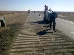 اجرای 150 کیلومتر شیار لرزاننده برای ایمن سازی راههای خراسان جنوبی