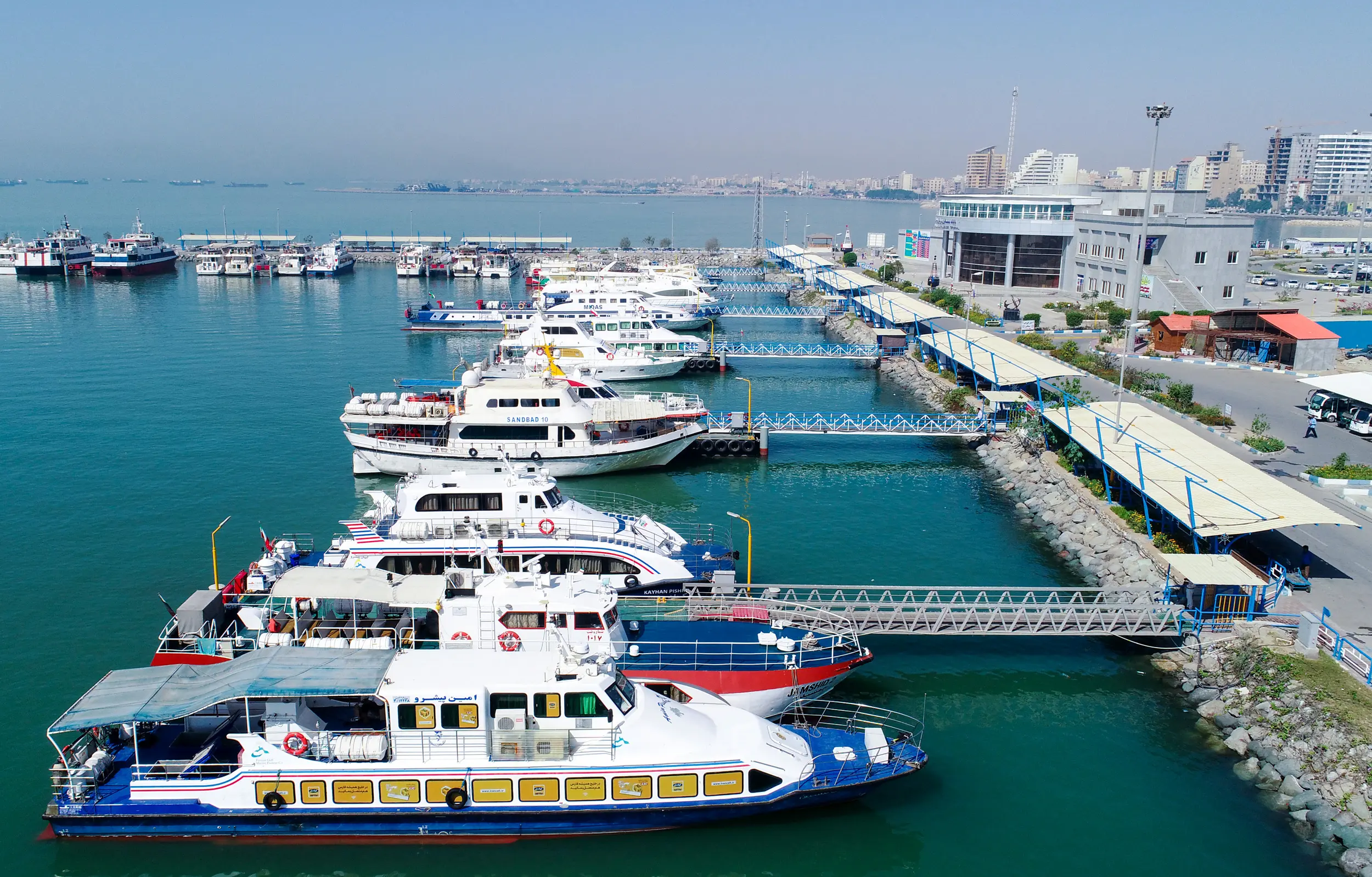 جابجایی دریایی در قشم از مرز ۴.۹ میلیون نفر-سفر عبور کرد