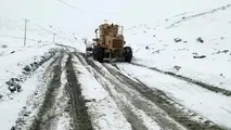 بارش برف و باران در جاده‌های کشور 