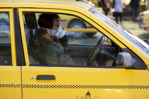 فضای راننده تاکسی از مسافران در تهران تفکیک می شود 