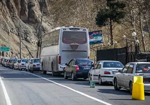 
ورود کامیون در جاده هراز ممنوع
