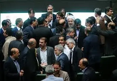جلسه غیرعلنی مجلس با موضوع رای اعتماد به وزیران پیشنهادی 