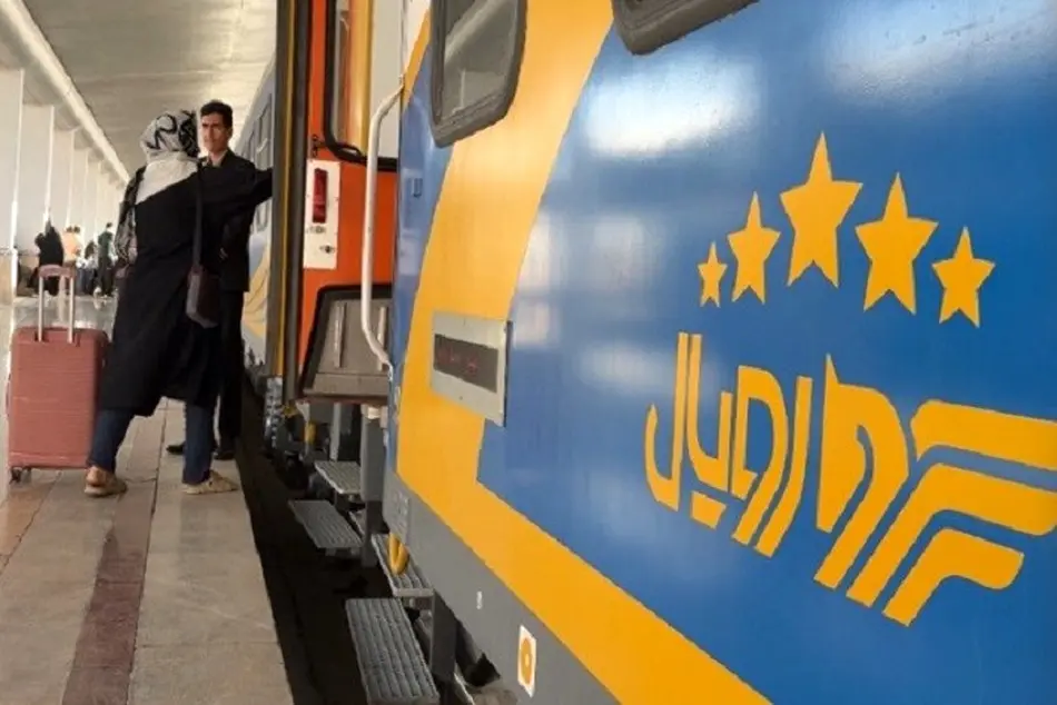 مسیر ریلی اصفهان مشهد میزبان قطار پنج ستاره شد