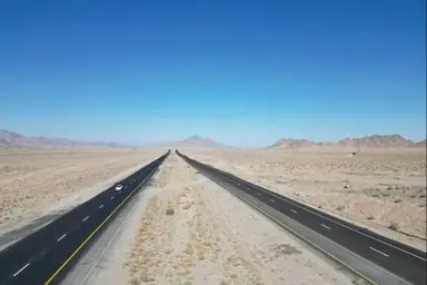 ۱۷ کیلومتر از محور بمپور–دلگان دوبانده می‌ شود 
