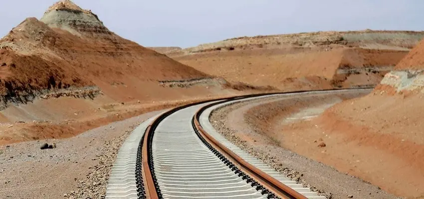 زمان بهره‌ برداری از راه آهن چابهار به زاهدان مشخص شد/ وعده ای برای اتصال ریلی به آب های آزاد
