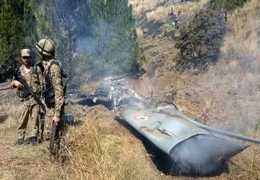 Pakistan Air Force shoots down two Indian Air Force fighter jets at Kashmir border