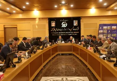 مناقصه قطعه اول اتصال ایلام به شبکه ریلی برگزار می‌شود/ تکمیل مطالعات تا پایان سال 