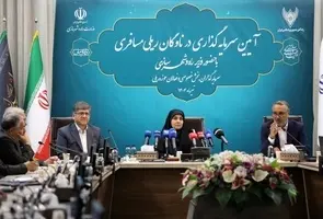 نیاز صنعت ریلی مسافری به ۵۰۰ لوکوموتیو و ۹۰۰ واگن/راهکار حضور بخش خصوصی است