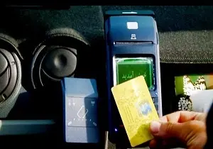 
آغاز پرداخت الکترونیکی کرایه تاکسی در قم