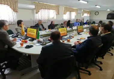 برگزاری مراسم تقدیر از بازنشستگان راه‌آهن اراک 
