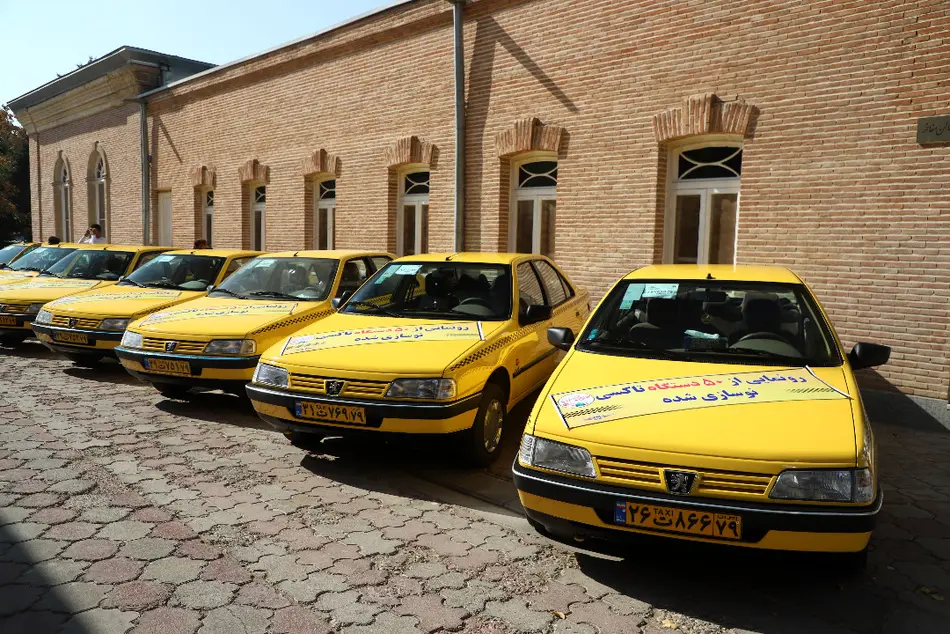 ثبت نام ۸۰۰ دستگاه تاکسی فرسوده جهت نوسازی در تبریز