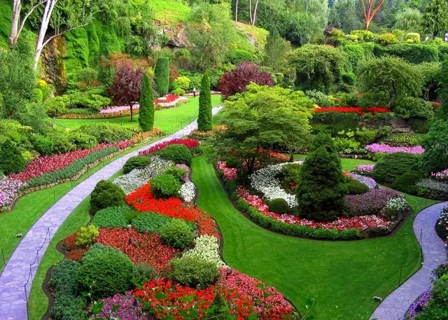 The Most Luxurious Gardens Around the World