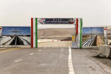 تکمیل کریدور شمال غرب با طرح های آزادراهی آذربایجان شرقی برای اتصال به قفقاز