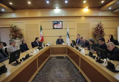 ایثارگران الگوی استقامت در جنگ اقتصادی هستند


