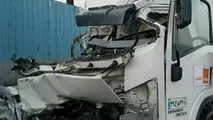مرگ راننده کامیون کشنده بر اثر بی‌احتیاطی
