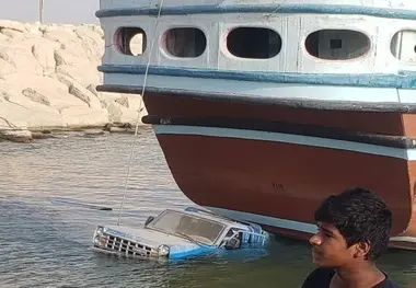 علت حادثه سقوط وانت بار چه بود؟