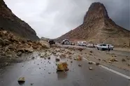  ریزش سنگ در تونل شماره ۵ جاده چالوس؛ مسیر پس از پاکسازی و ترمیم بازگشایی شد