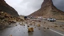  نفوذ آب موجب ریزش عجیب یک تونل شد + فیلم