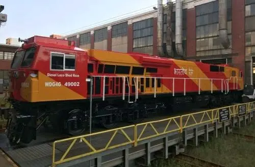GE rolls out first painted Evolution Series locomotive for Indian Railways 