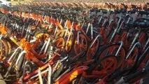 دوچرخه اشتراکی را زمین گیر کردند/خطوط ویژه دوچرخه محل پارک خودرو شد!

