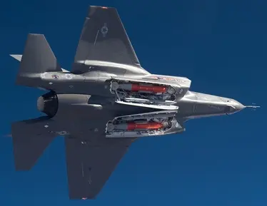 جنگنده F-35 لایتنینگ ۲