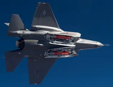 جنگنده F-35 لایتنینگ ۲