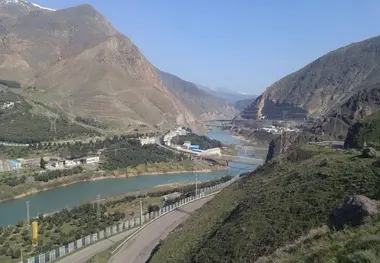 پل بزرگ سفیدرود در محور منجیل- طارم نوروز بهره برداری می شود