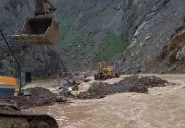 خسارت ۱۲.۵ میلیاردی سیل  به زیرساخت‌های جاده‌ای لرستان 