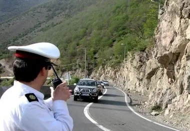 گشت‌زنی ۴۴ تیم مشترک راهداری و پلیس در جاده‌های لرستان
