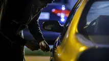 سرقت از راننده سواری کرایه بین شهری و مسافری خارجی با لباس مبدل نیروی انتظامی/ درخواست تامین امنیت جاده ها 
