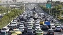ترافیک نیمه سنگین در آزادراه قزوین به کرج 