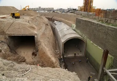 تاکید بر احداث، توسعه و تکمیل پایانه ها و پارکینگ های شبکه مترو تهران + عکس