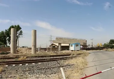 پرت شدن لوکوموتیوران از قطار/ اعزام با هلی کوپتر به بیمارستان