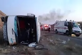 جزئیات حادثه واژگونی اتوبوس در محور کوهدشت- مشهد 