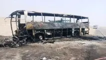 سوخت قاچاق اتوبوس مسافربری را به آتش کشید + عکس