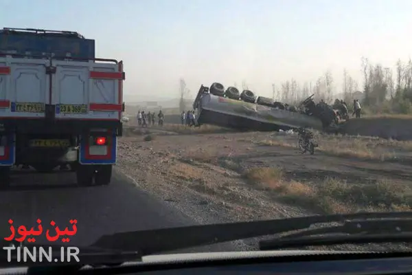 هشدار رانندگان کامیون نسبت به خطرات بارگیری نامناسب کالا/ وزن بالا و مهار نامناسب بار 