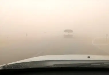 فیلمی از وقوع طوفان در جاده نایین یزد